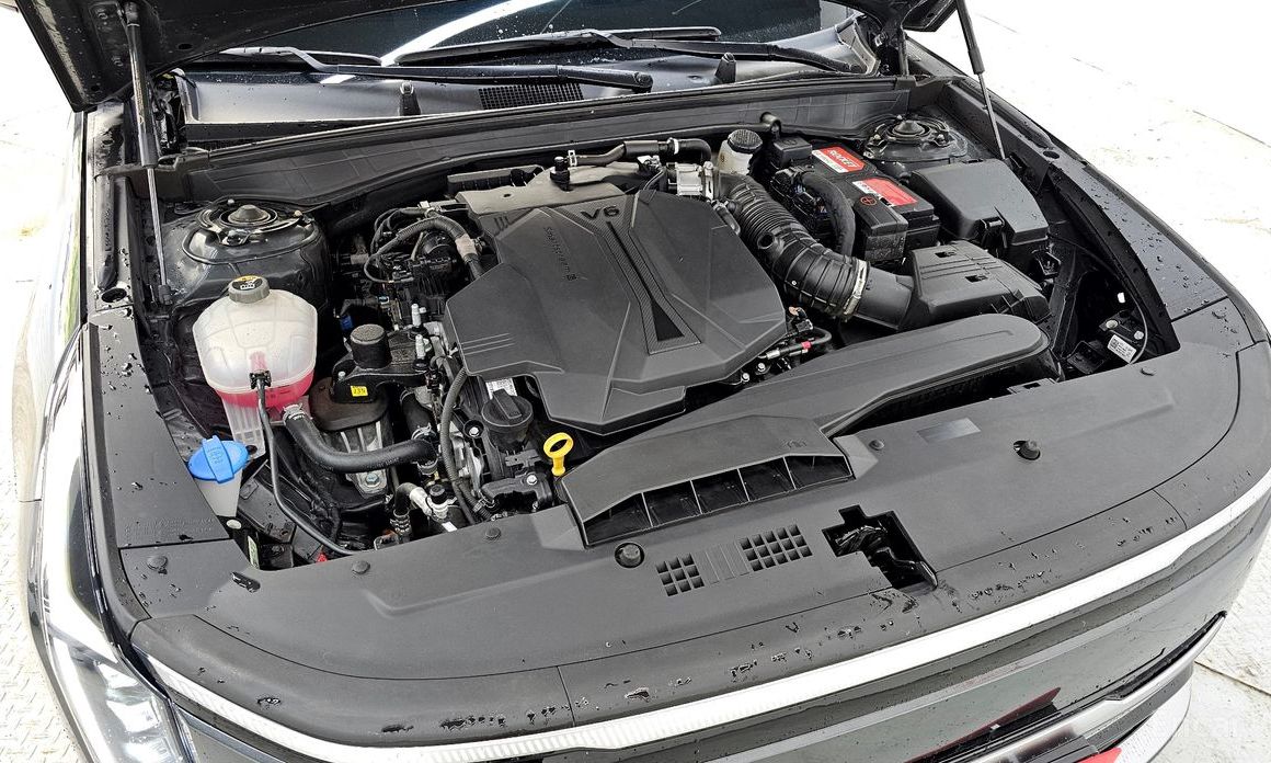  Kia K8