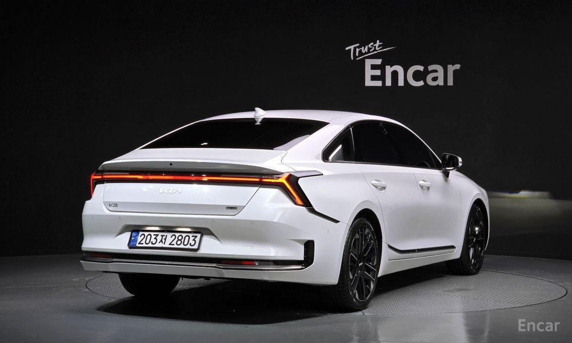  Kia K8