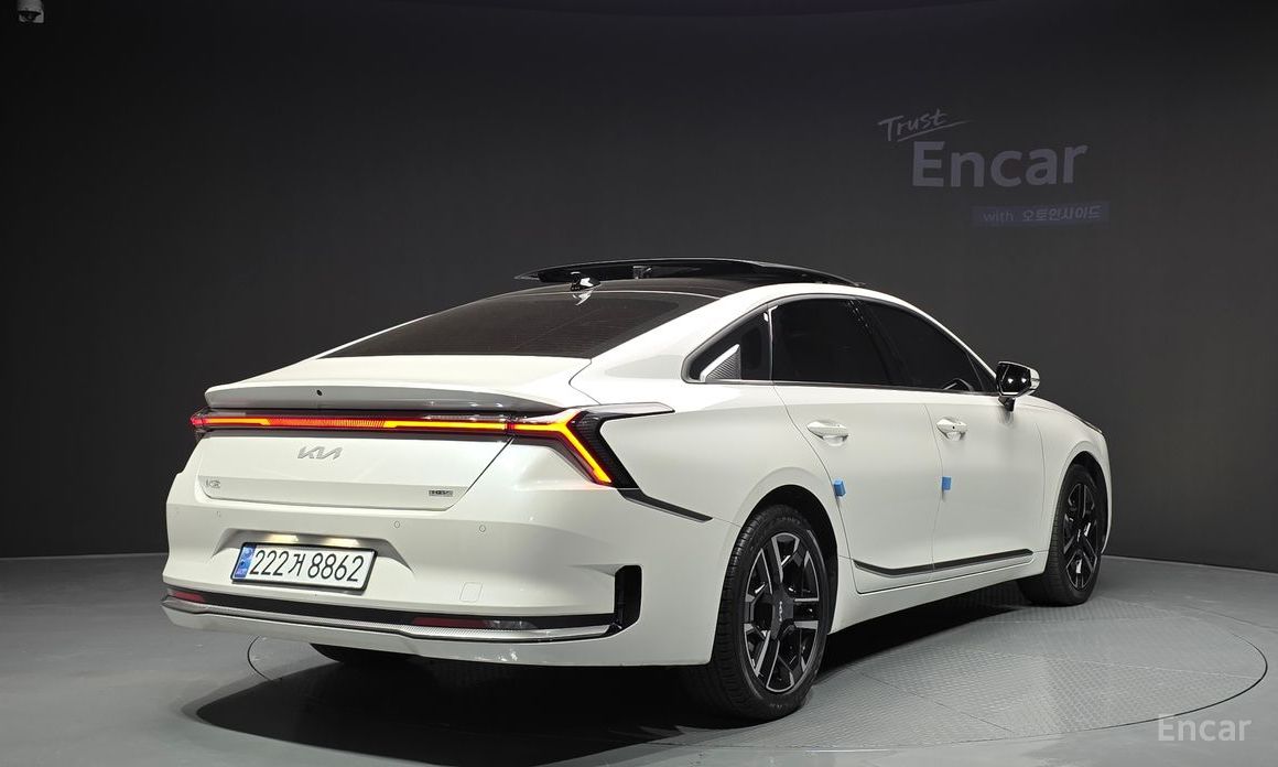  Kia K8