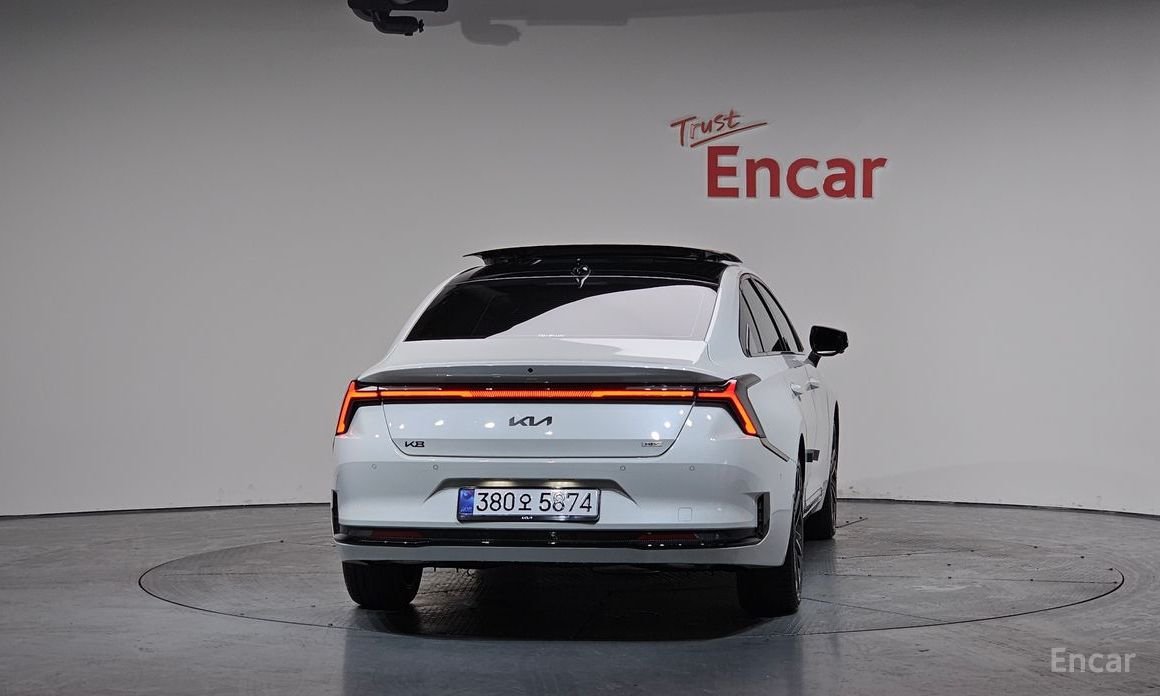  Kia K8