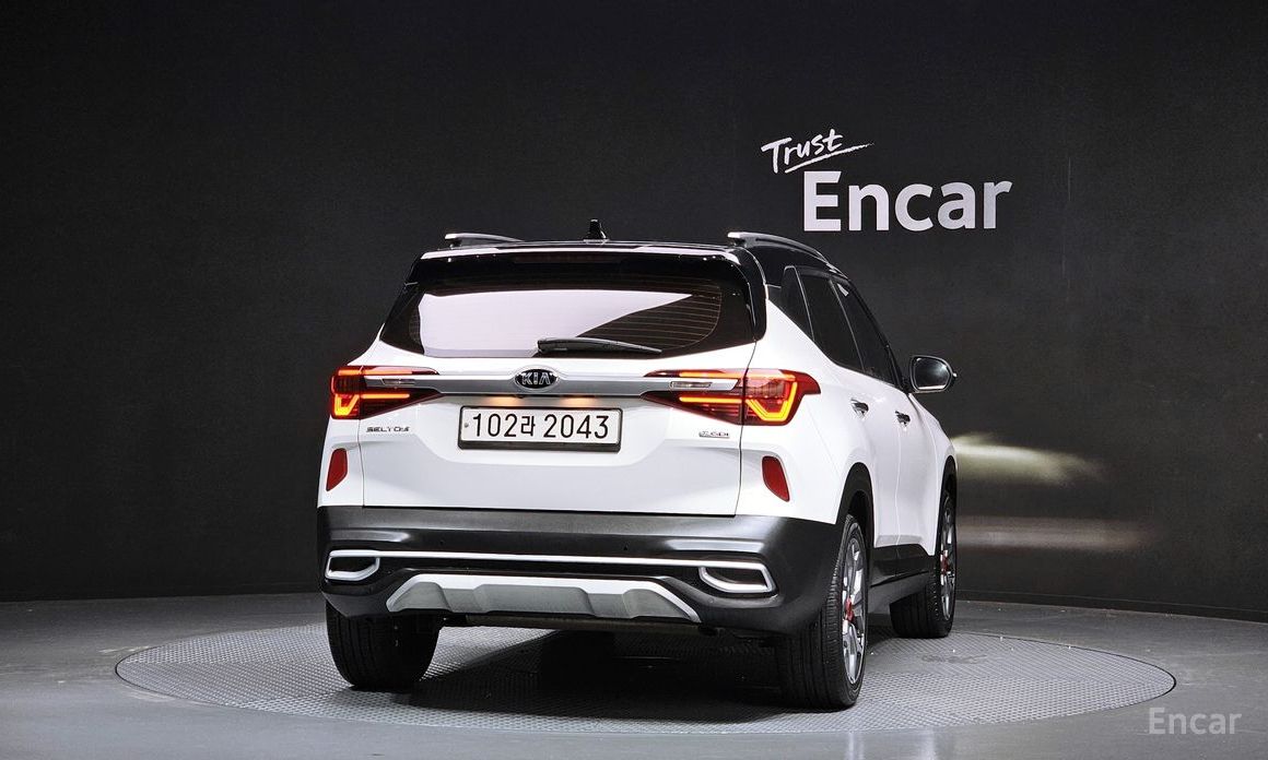  Kia Seltos