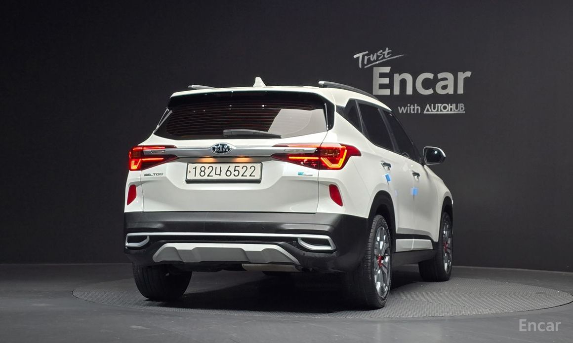  Kia Seltos