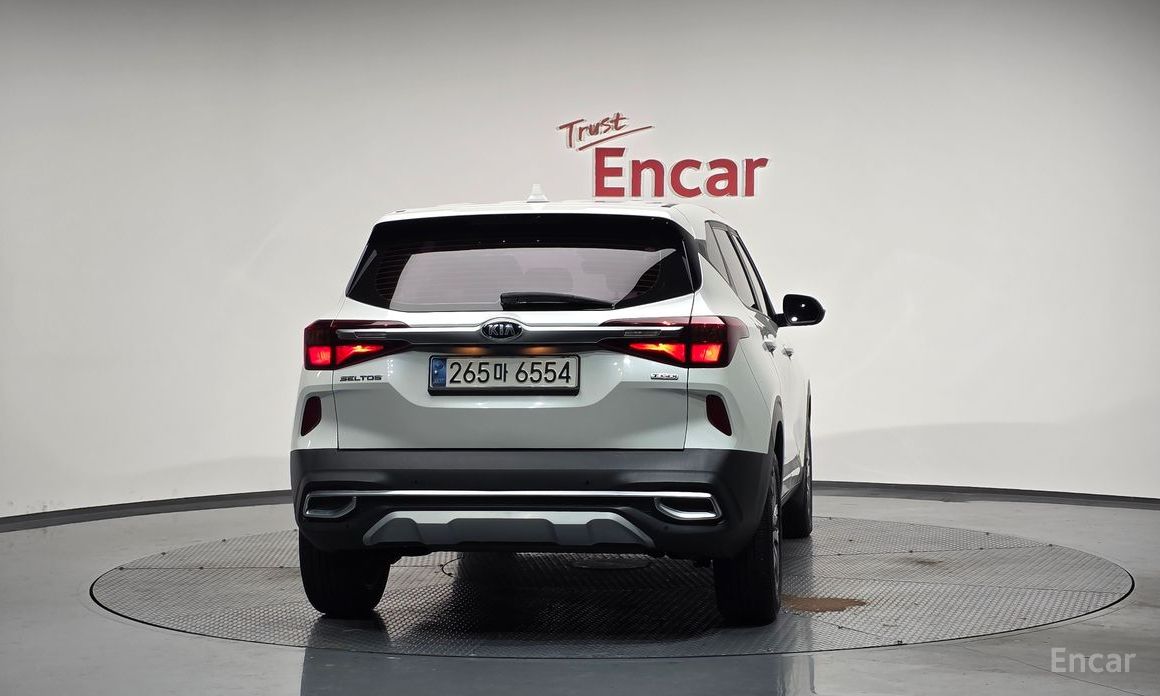  Kia Seltos