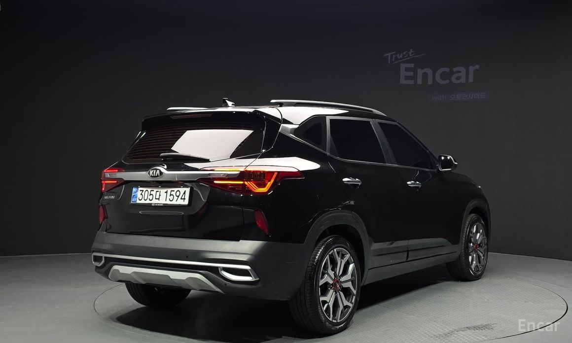  Kia Seltos