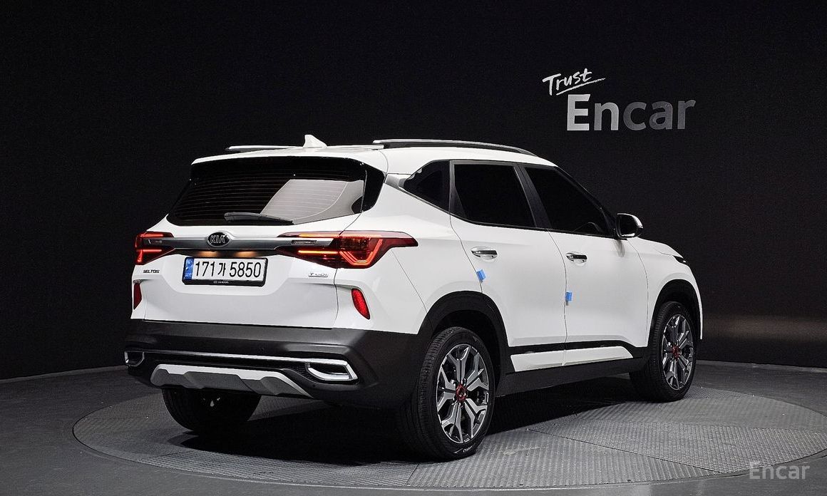  Kia Seltos