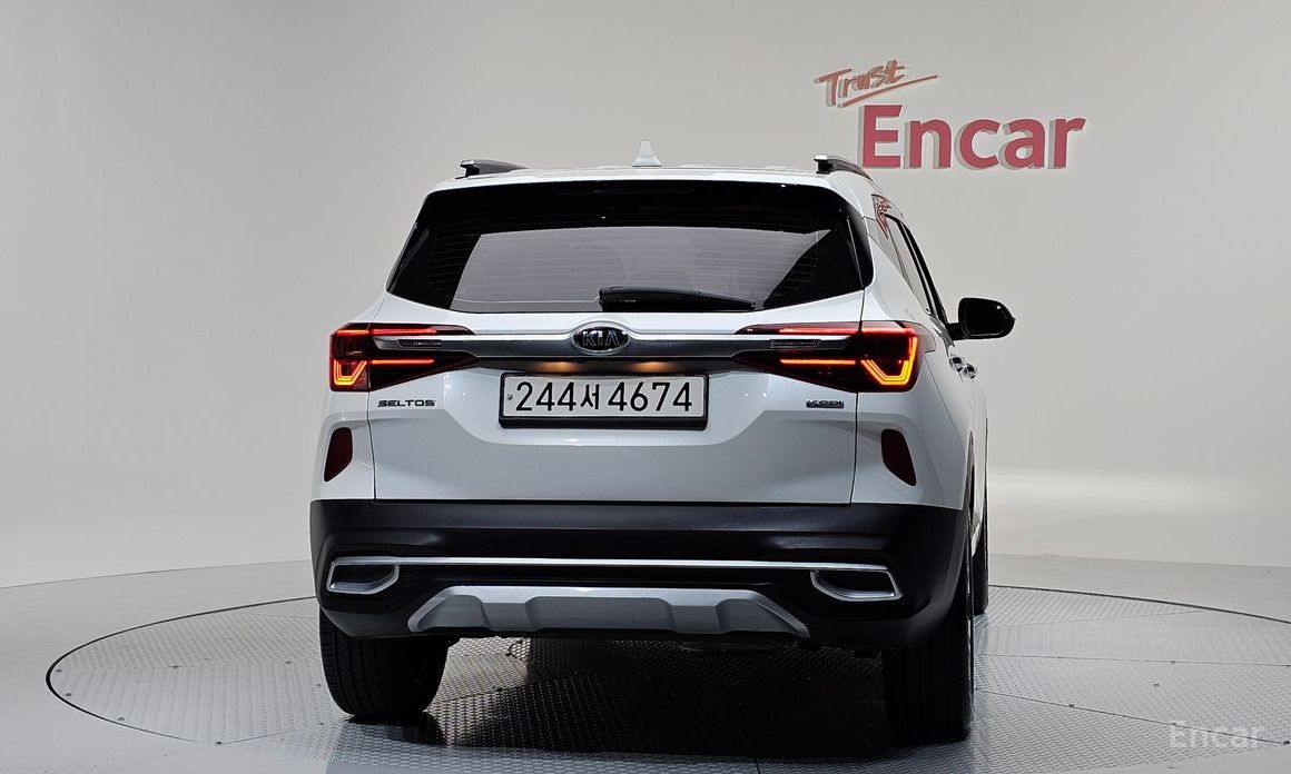  Kia Seltos