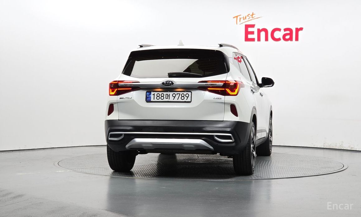  Kia Seltos