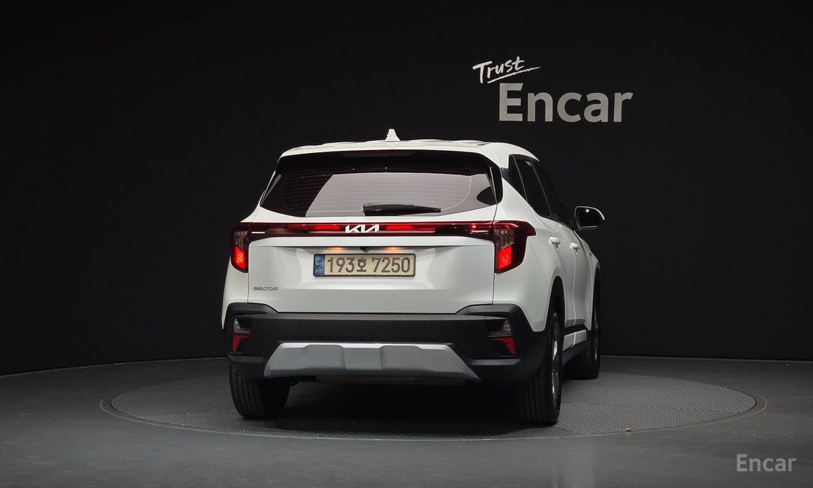  Kia Seltos