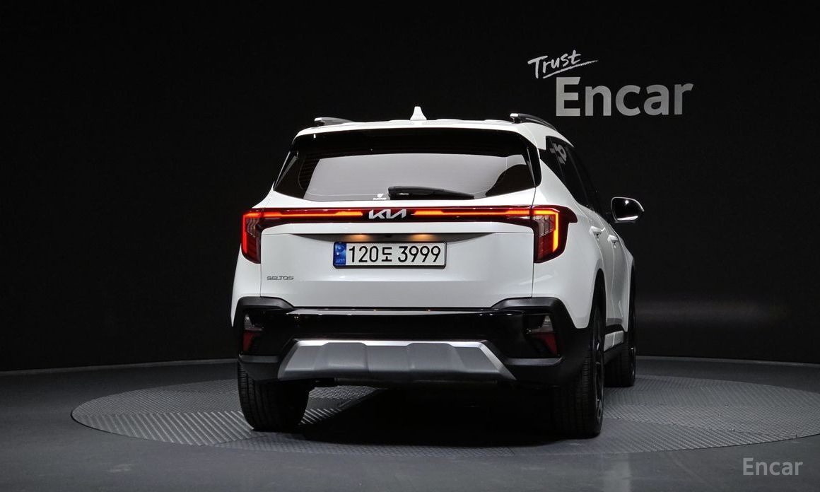  Kia Seltos