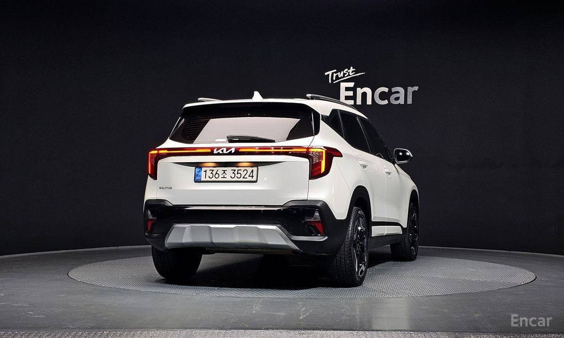  Kia Seltos