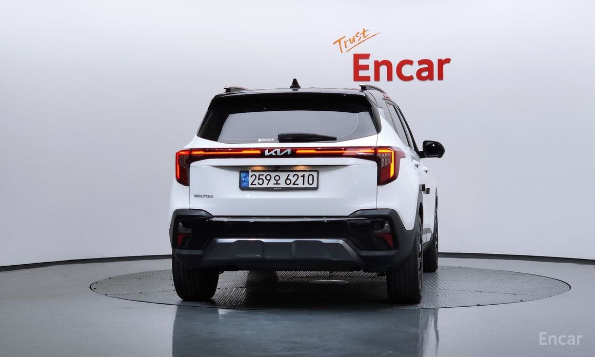  Kia Seltos