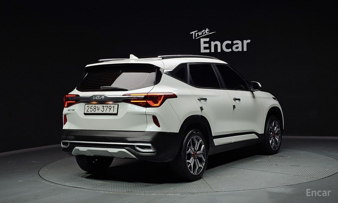  Kia Seltos
