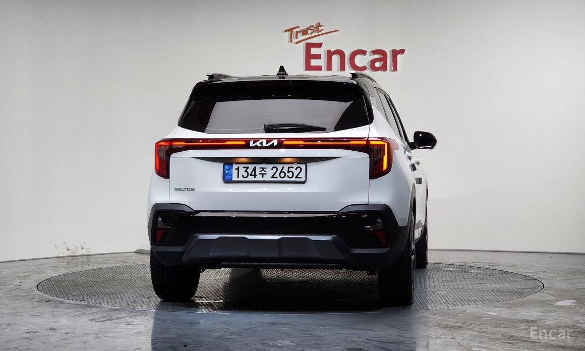  Kia Seltos
