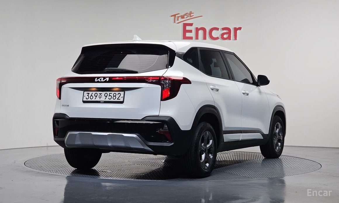  Kia Seltos