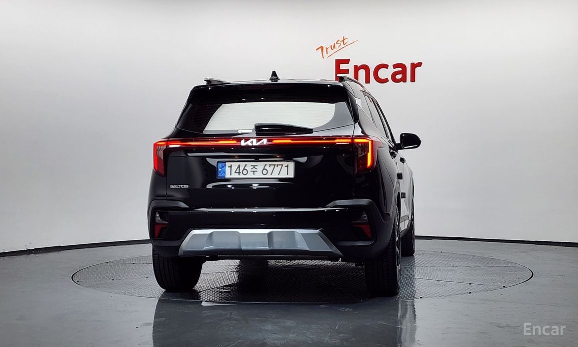  Kia Seltos