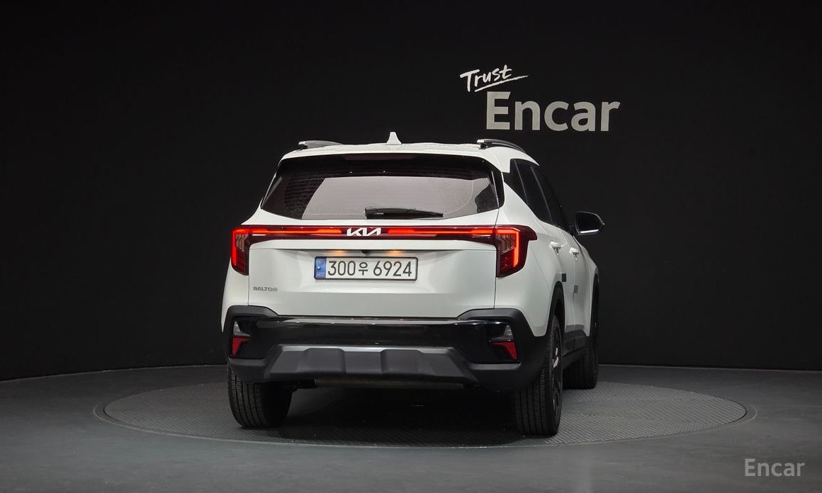  Kia Seltos