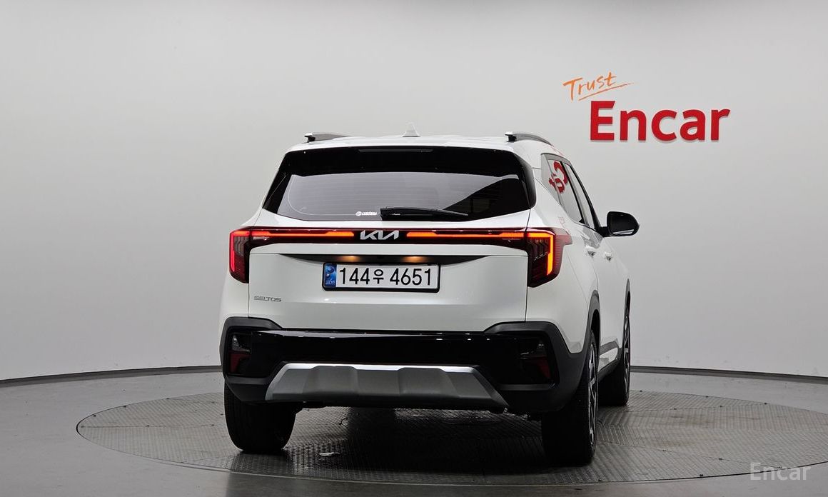  Kia Seltos