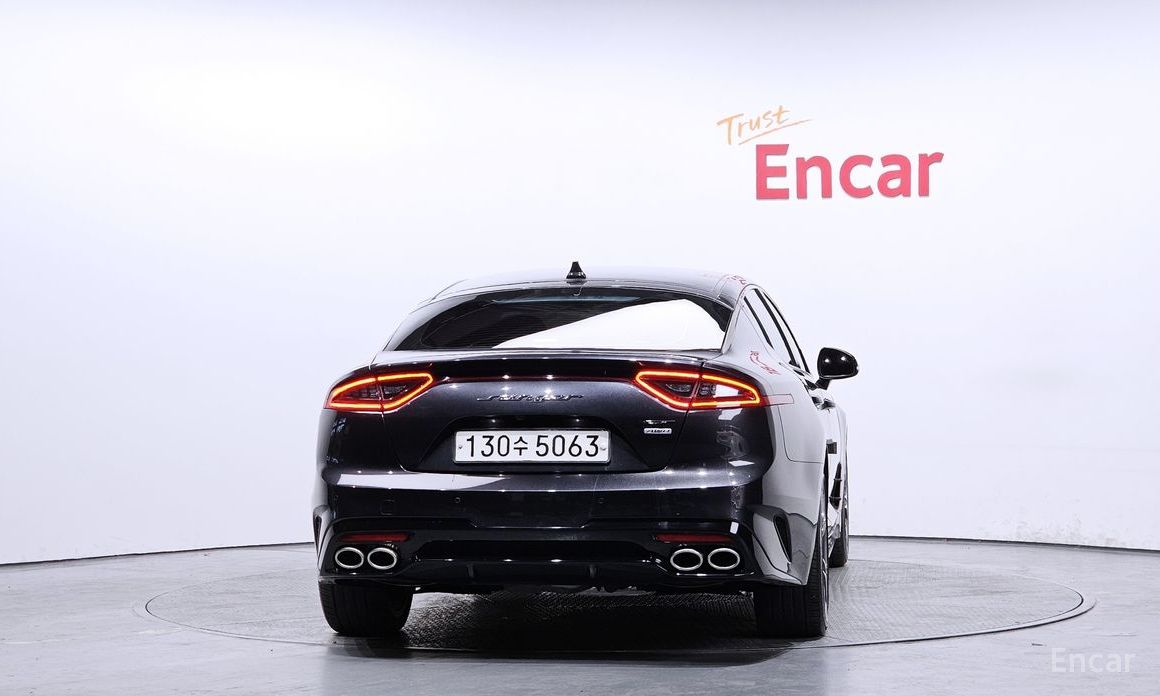  Kia Stinger