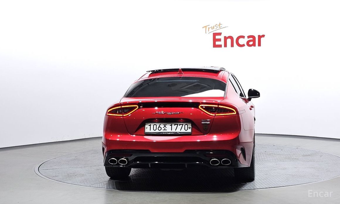  Kia Stinger