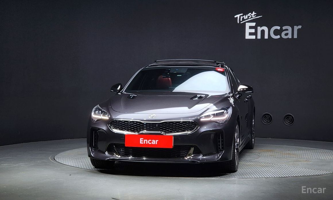  Kia Stinger