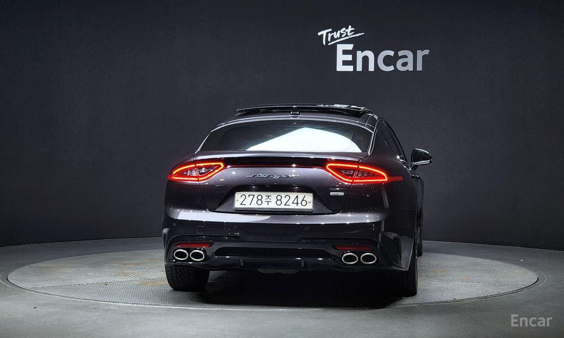  Kia Stinger