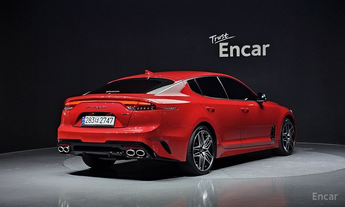  Kia Stinger
