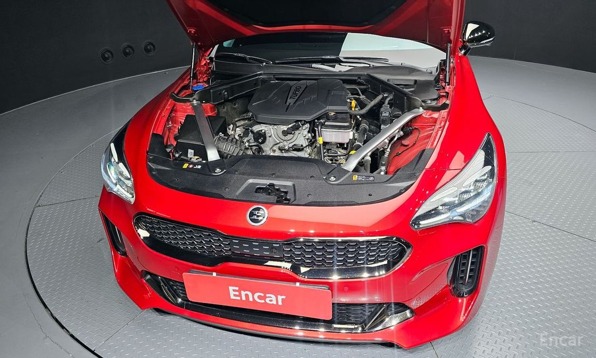  Kia Stinger