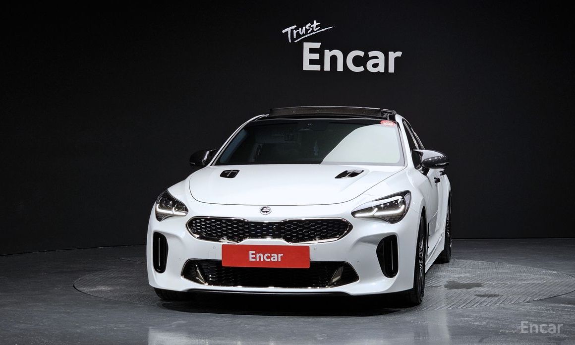  Kia Stinger