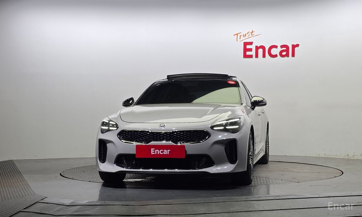  Kia Stinger