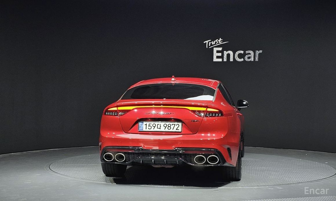 Kia Stinger