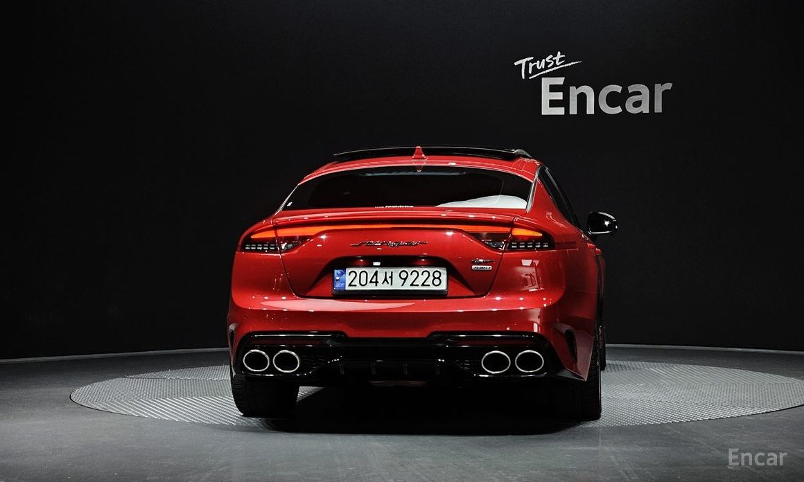 Kia Stinger