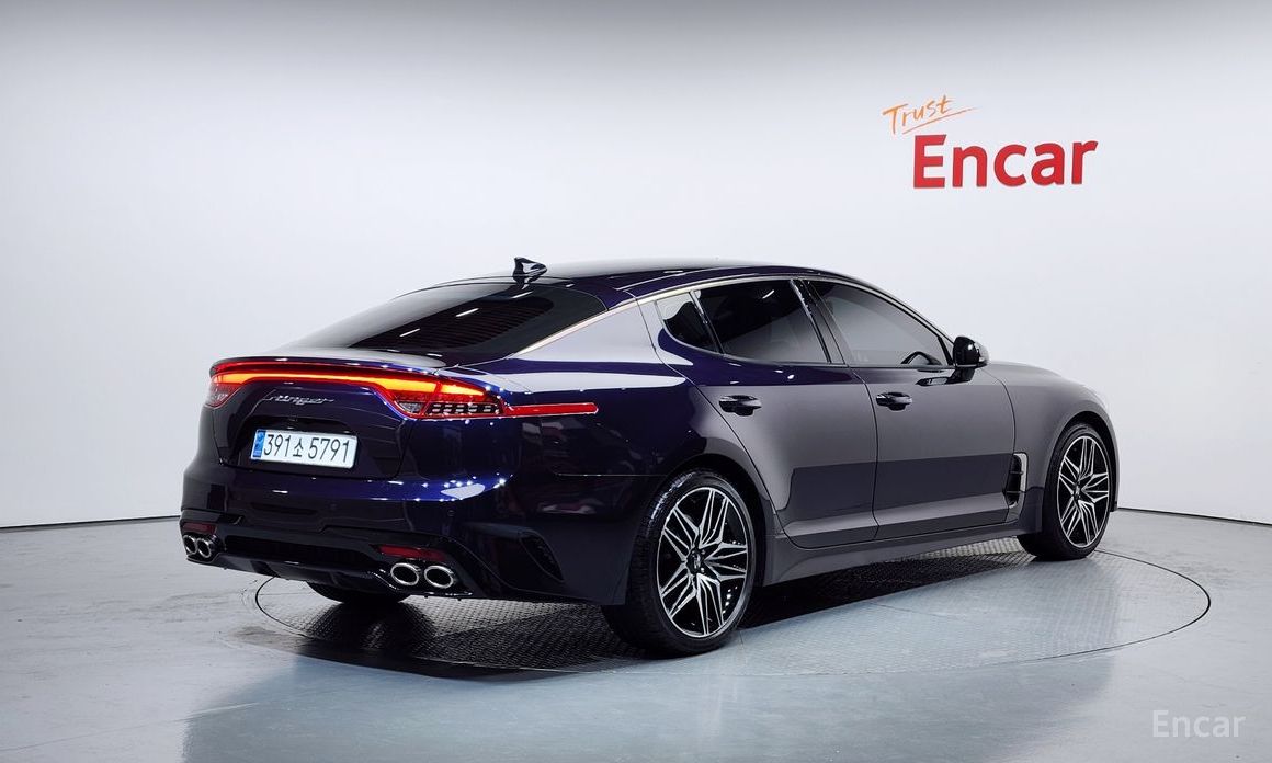  Kia Stinger