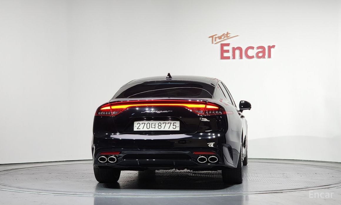  Kia Stinger