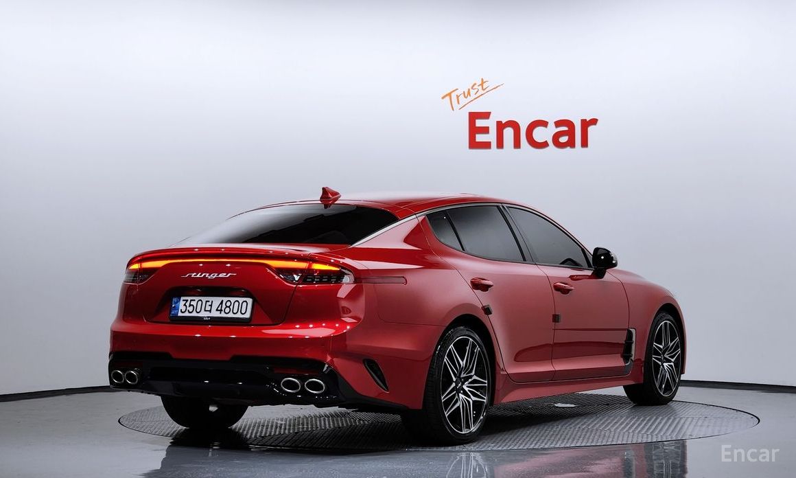 Kia Stinger