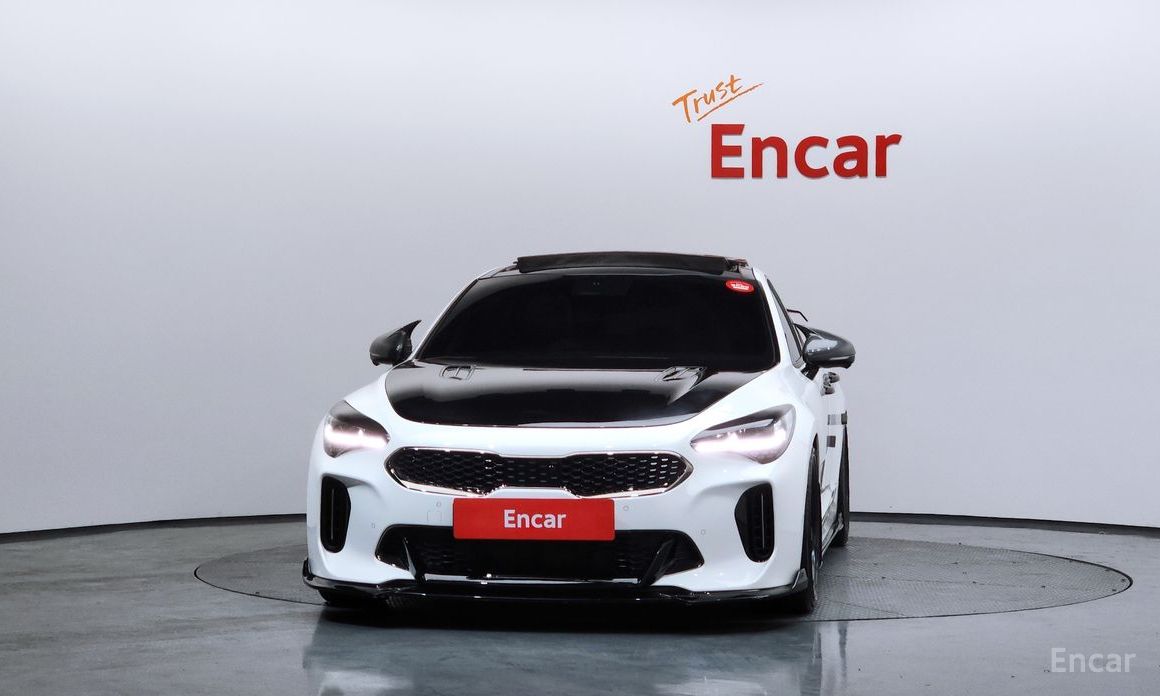  Kia Stinger