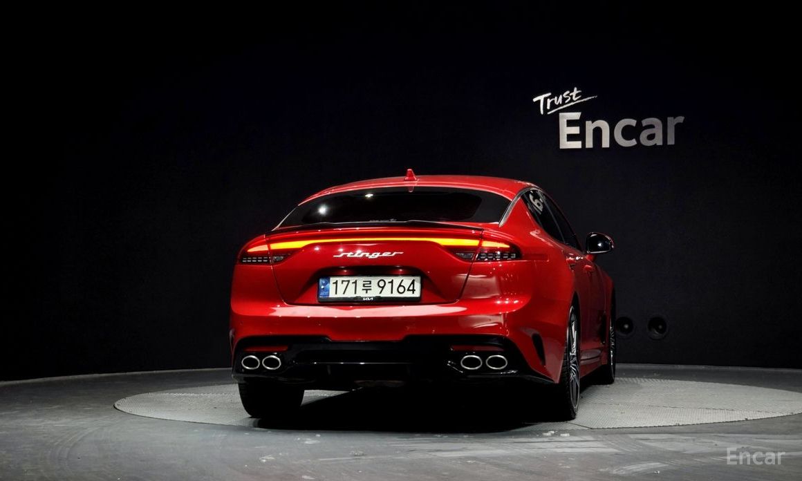  Kia Stinger