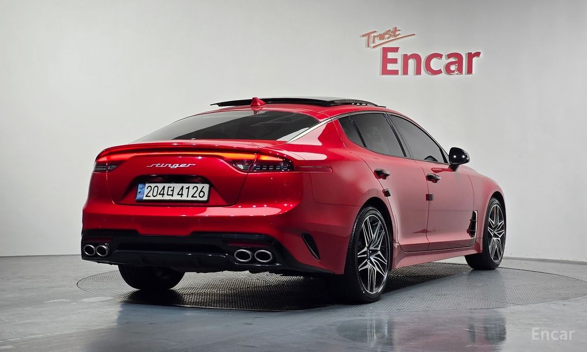  Kia Stinger