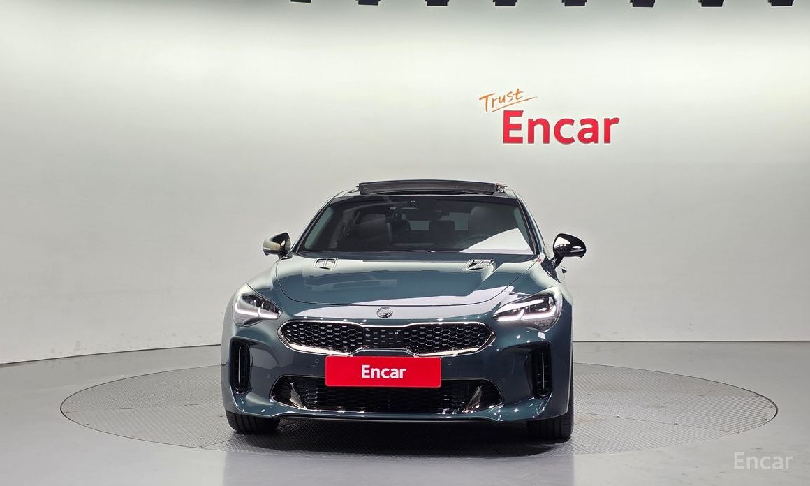  Kia Stinger