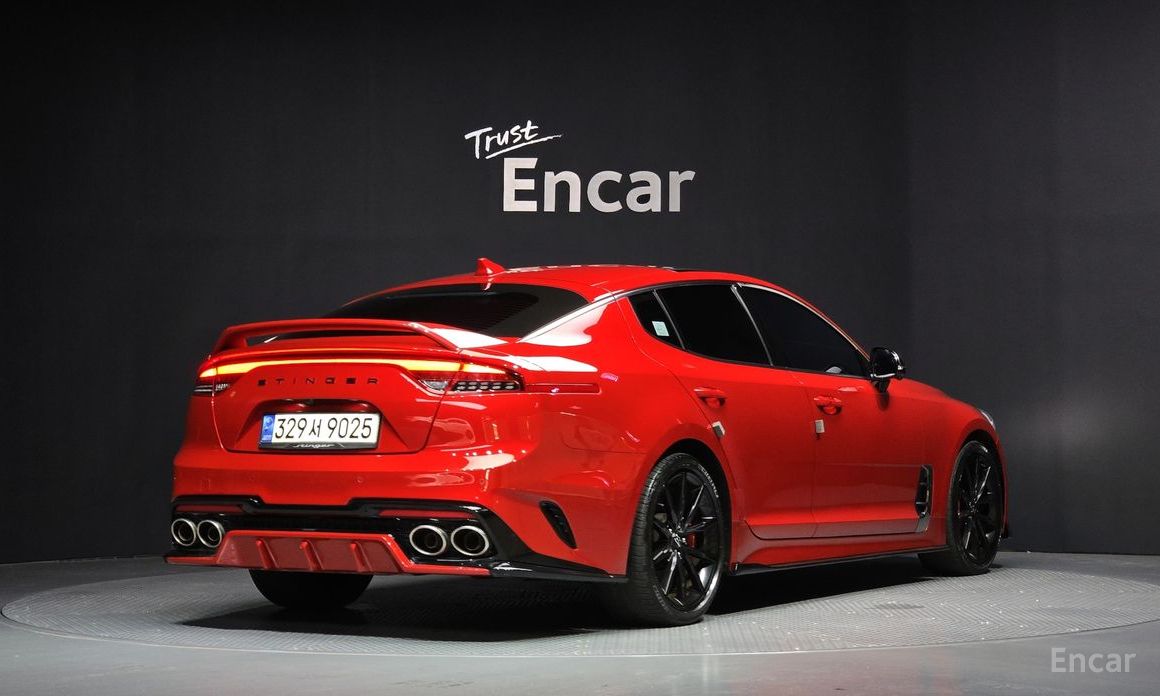 Kia Stinger