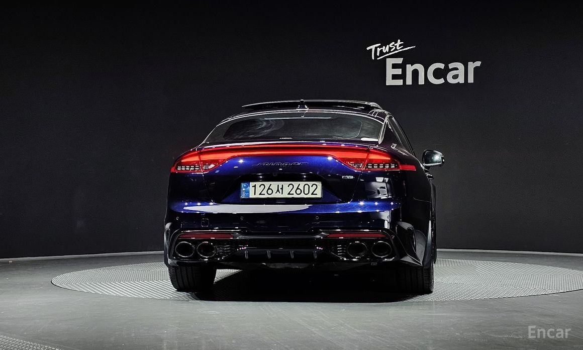 Kia Stinger