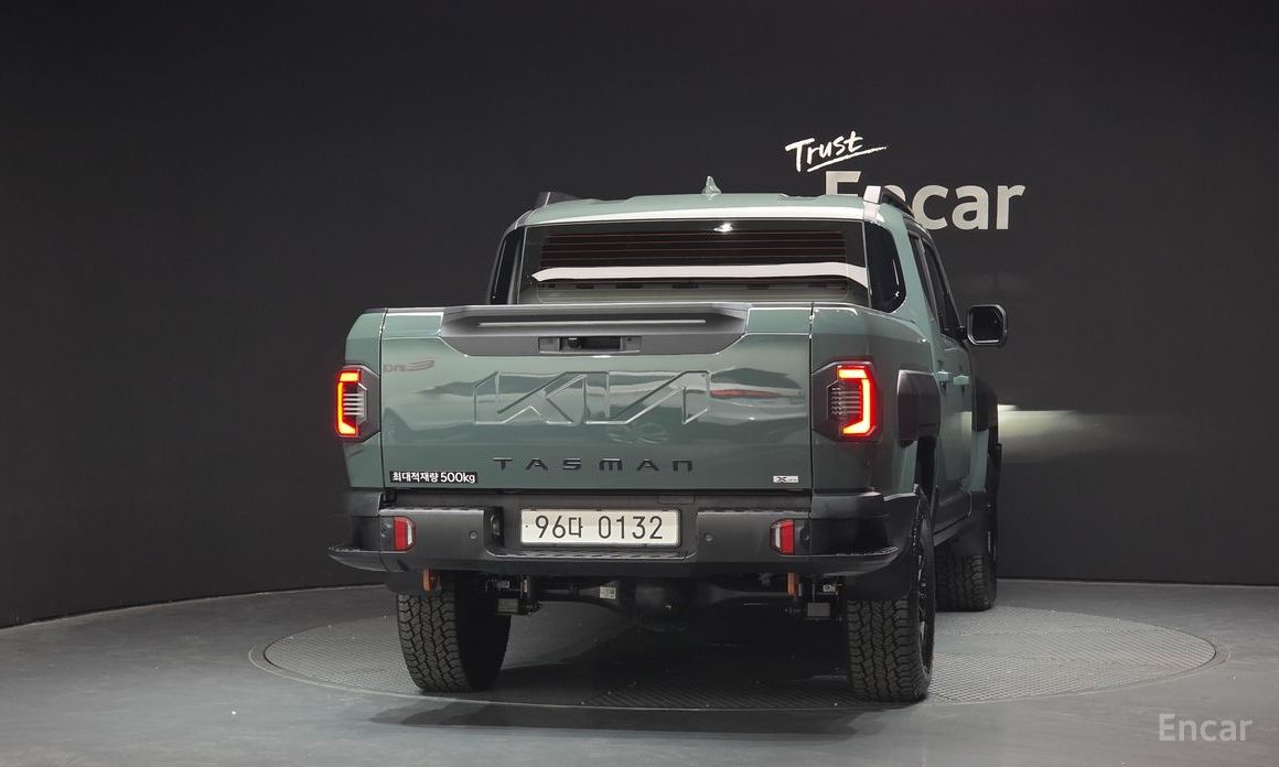  Kia Tasman