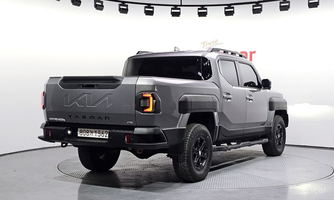  Kia Tasman