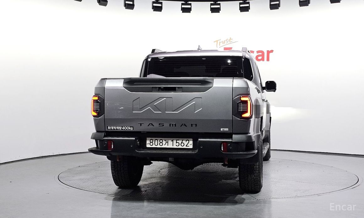  Kia Tasman