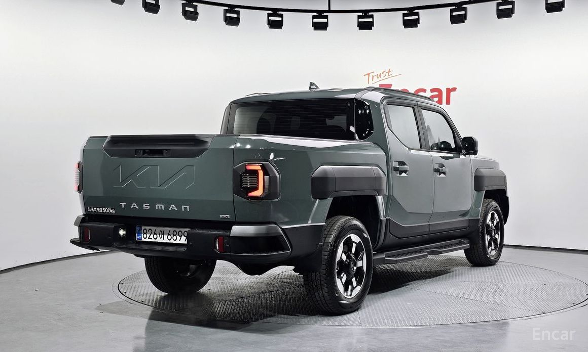  Kia Tasman