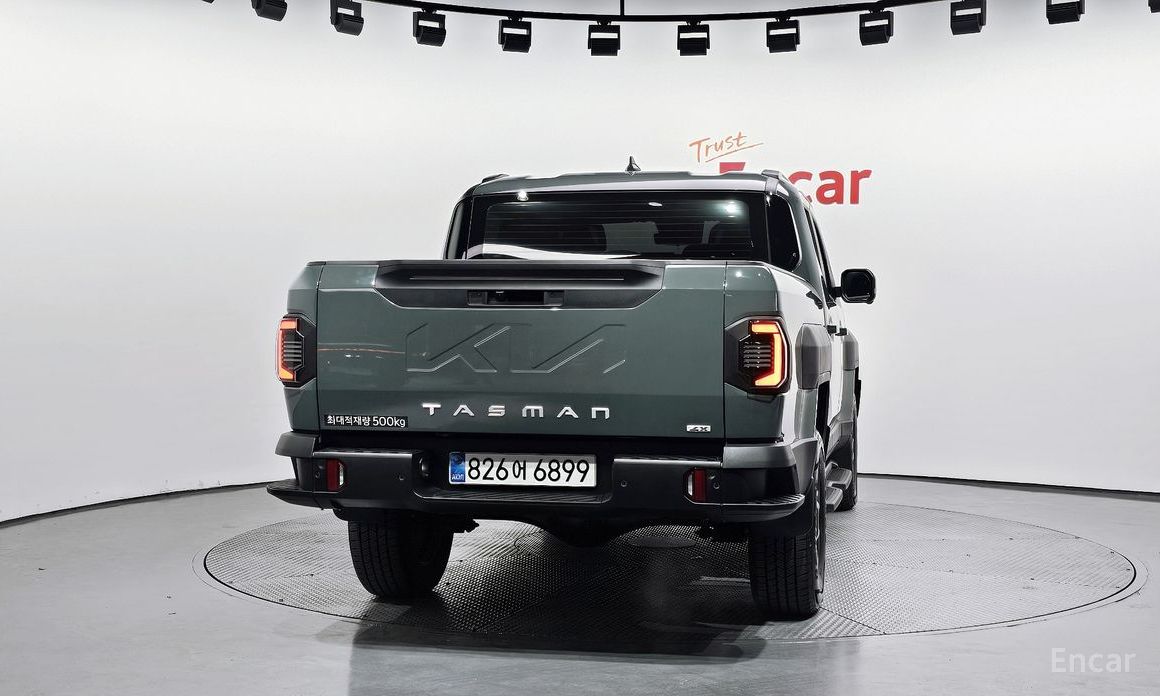  Kia Tasman