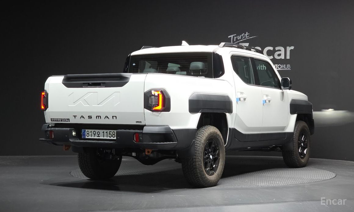  Kia Tasman