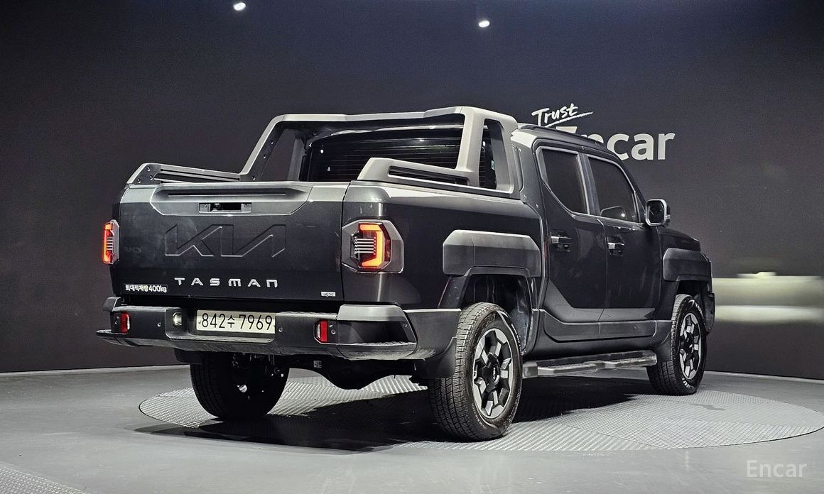  Kia Tasman