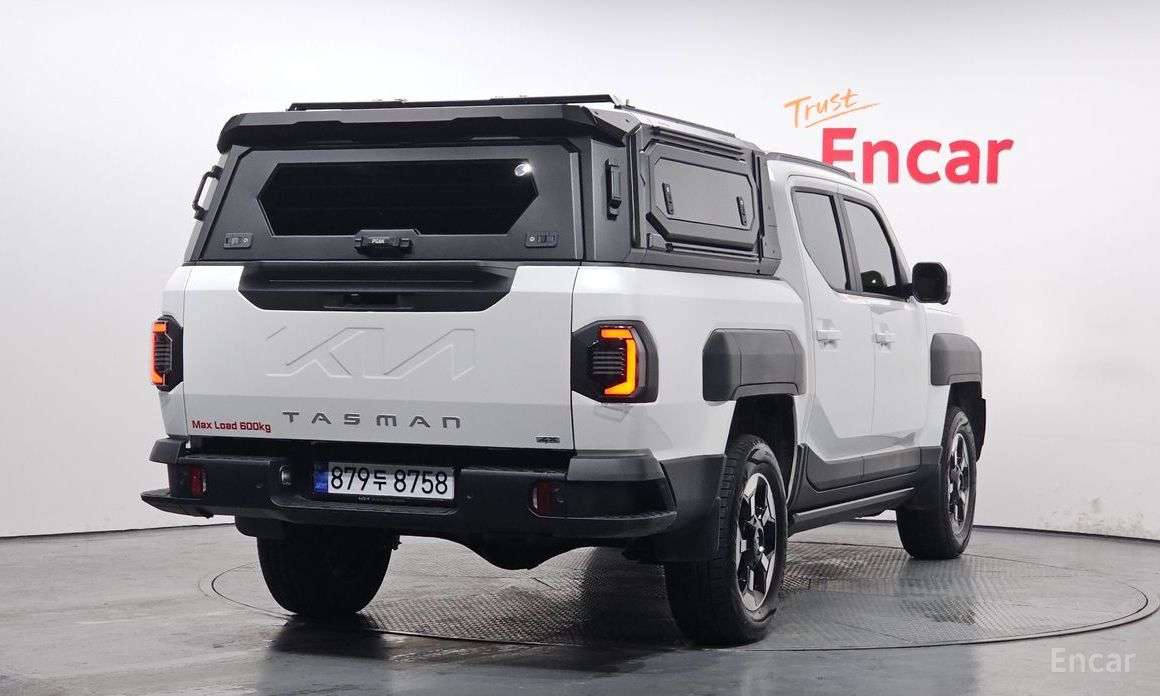  Kia Tasman