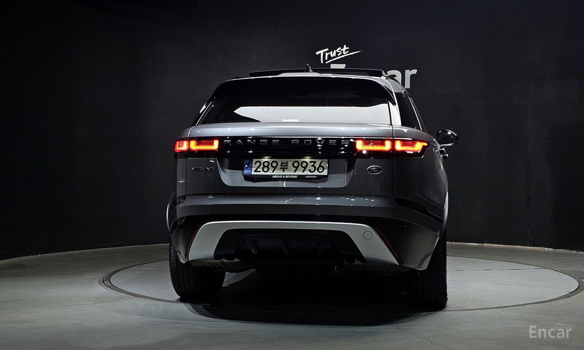  Land Rover Range Rover Velar