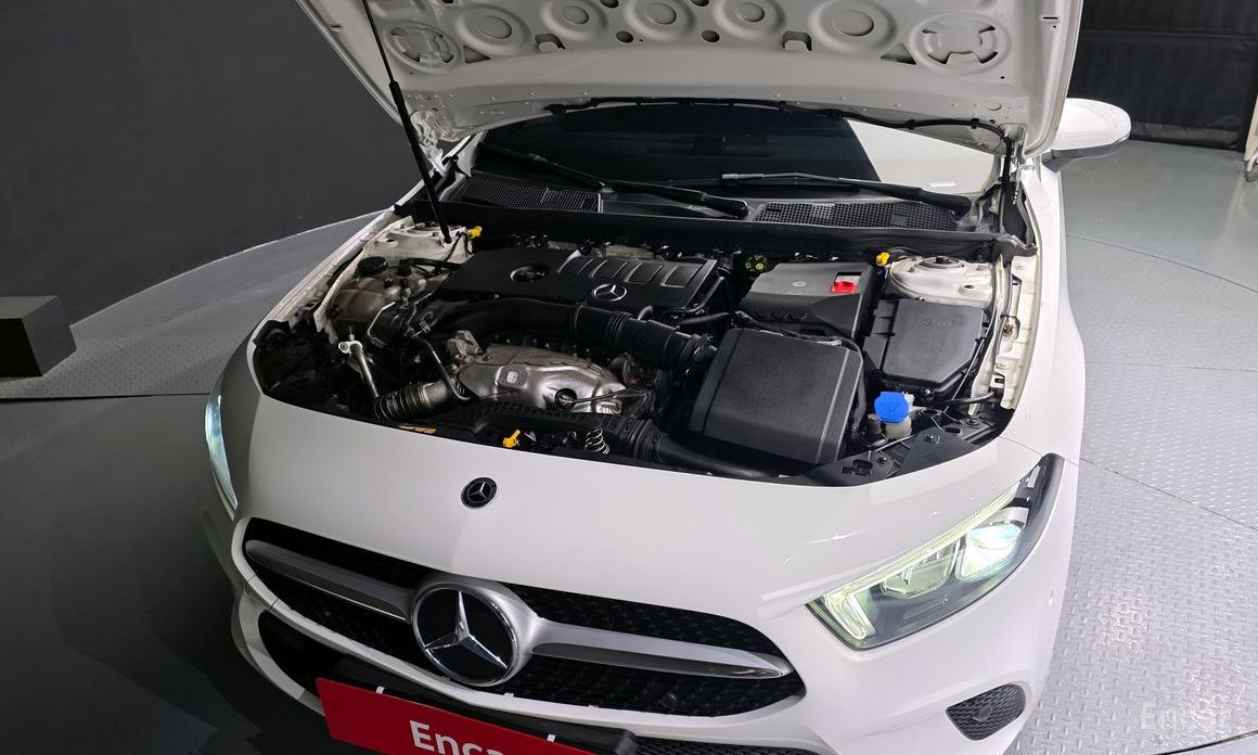  Mercedes-Benz A-Class